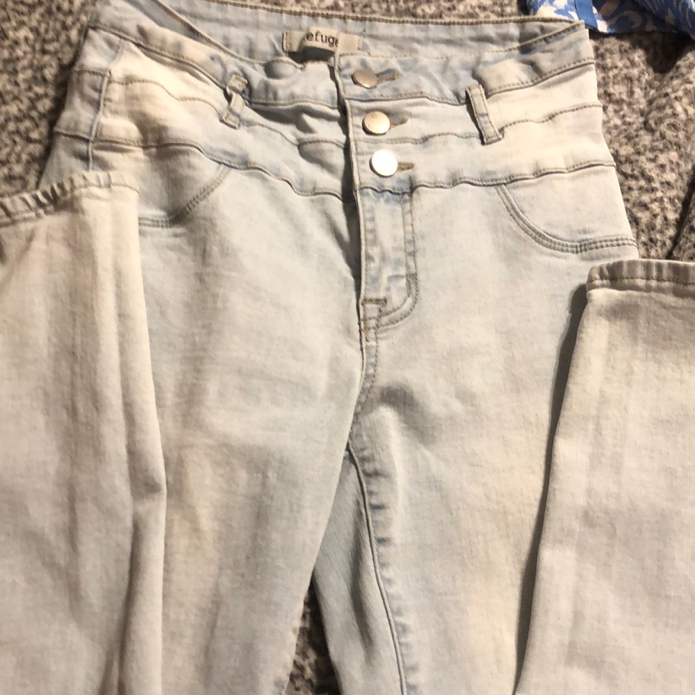 Light washed jeans